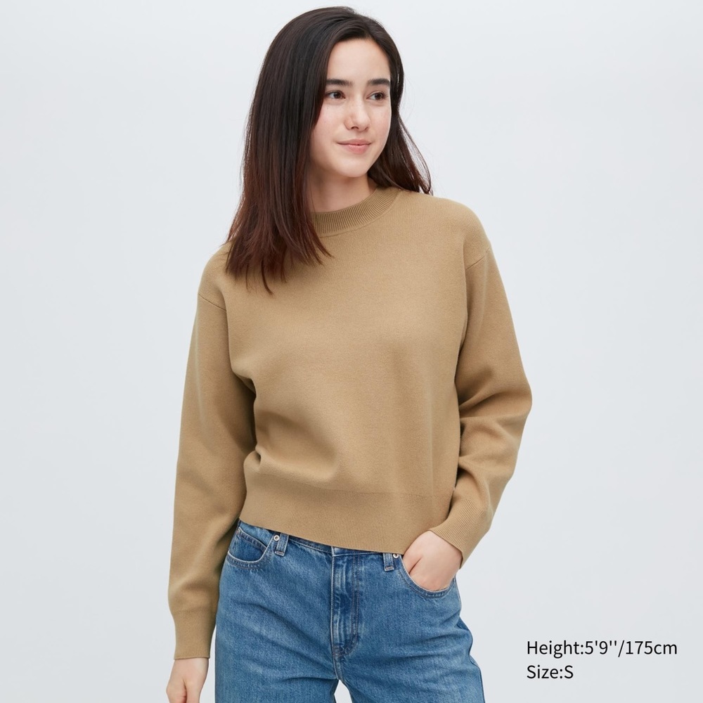 NWOT UNIQLO Smooth Cotton Long-Sleeve Crew Neck Sweater. SOLD OUT ONLINE